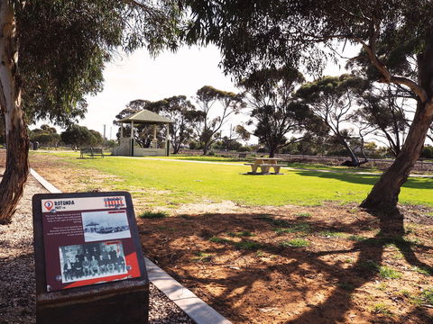 Tailem Bend Historic Rail Trail - Accommodation Rockhampton 0