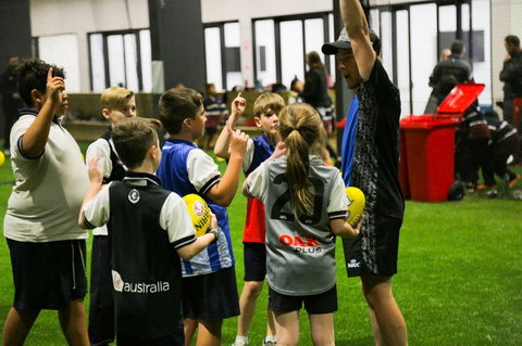 AFL Max Adelaide - Accommodation Rockhampton 2