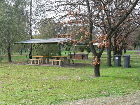 Gogeldrie Weir - Accommodation Rockhampton 0