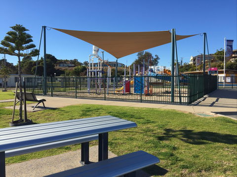 Moonta Bay Playground - Accommodation Rockhampton 2