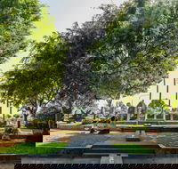 Sculpture Garden Campbelltown - Accommodation Rockhampton