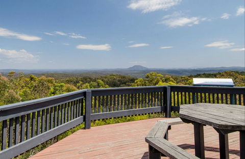 Finchley Lookout - Accommodation Rockhampton 0