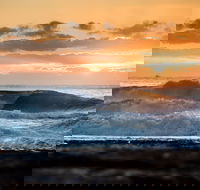 Guillotines Surf Break - Accommodation Rockhampton