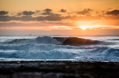 Guillotines Surf Break - Accommodation Rockhampton 0