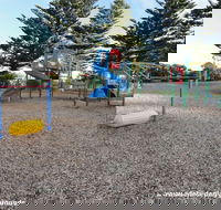 Susan Wilson Memorial Playground - Accommodation Rockhampton