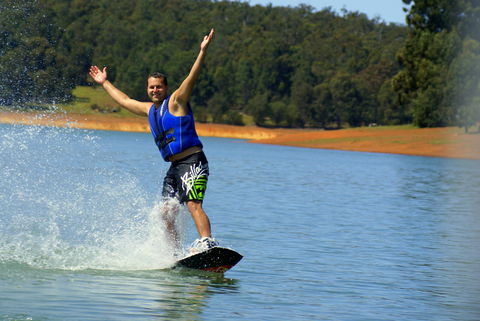 Waroona Dam - Accommodation Rockhampton 2
