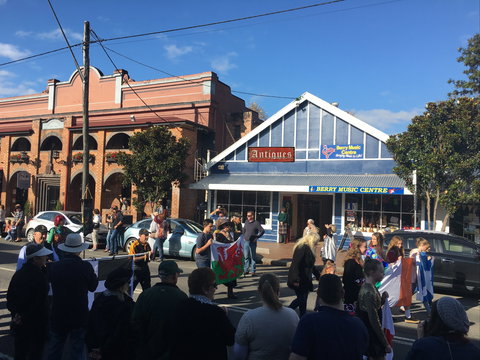 Broughton Antiques - Accommodation Rockhampton 2