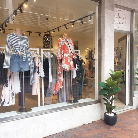 Ivory Lane Boutique - Accommodation Rockhampton 1