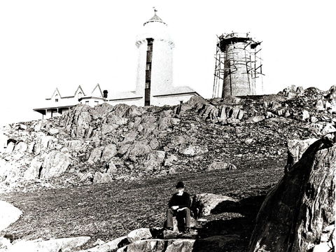 Low Head Lighthouse - Accommodation Rockhampton 1
