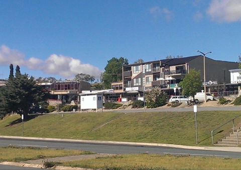 Jindabyne - Accommodation Rockhampton 2