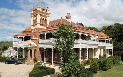 Langford House - Accommodation Rockhampton 0