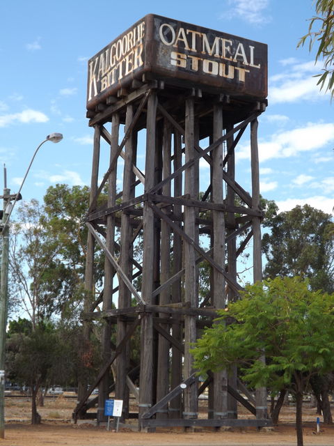 Merredin Railway Water Tower - Accommodation Rockhampton 1