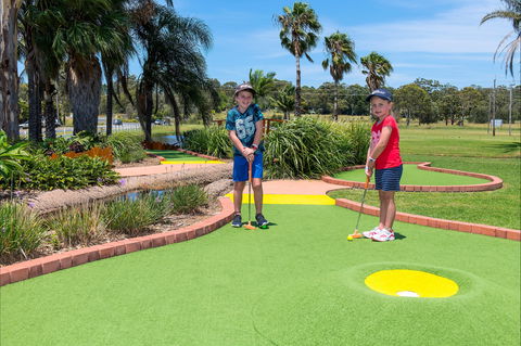 Port Macquarie Driving Range And Mini Golf - Accommodation Rockhampton 2