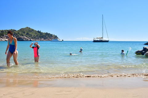 Magnetic Island Sailing BBQ Lunch Cruise - Accommodation Rockhampton 3