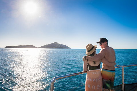 Day Sail The Whitsunday Islands On Atlantic Clipper From Airlie Beach - Accommodation Rockhampton 5