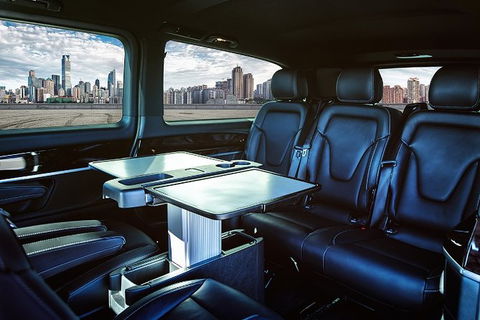 Brisbane Airport Transfers : Brisbane Airport BNE To Brisbane In Luxury Van - Accommodation Rockhampton 1