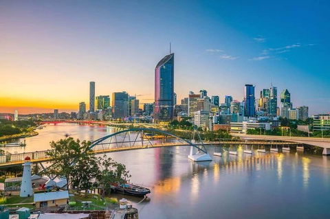 Brisbane Airport Transfers : Brisbane Airport BNE To Brisbane In Luxury Car - Accommodation Rockhampton 5