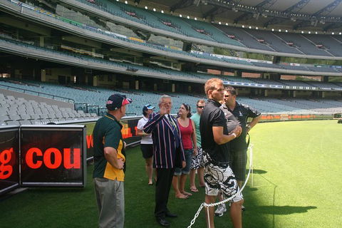 Ultimate Sports Lovers Bus Tour Of Melbourne - Accommodation Rockhampton 3