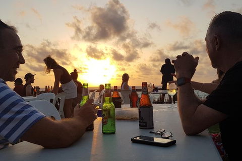 Salty Plum Social - Small Bar Walking Tour - Cable Beach Broome - Accommodation Rockhampton 7