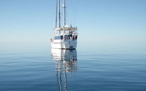 A Whitsunday Luxury Sailing Holiday - Accommodation Rockhampton 0