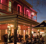 The Lion Hotel - Accommodation Rockhampton