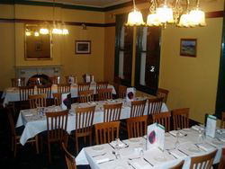 O'Sullivans Sibeen Irish Bar, Restaurant & Functions - Accommodation Rockhampton 1