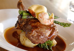 Frisco Hotel - Accommodation Rockhampton 1