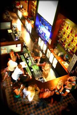 Madam De Biers Hotel Bar - Accommodation Rockhampton 2