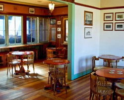 O'Donoghue's Irish Pub - Accommodation Rockhampton 2