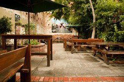 The Perseverance Hotel - Accommodation Rockhampton 2