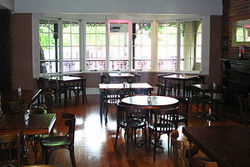 Moss Vale Hotel - Accommodation Rockhampton 2
