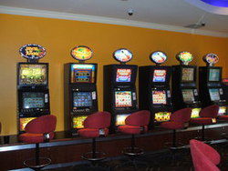 Wee Willie's Tavern - Accommodation Rockhampton 3