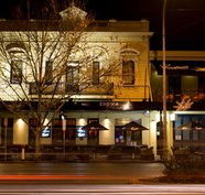 Crown and Sceptre Hotel - Accommodation Rockhampton