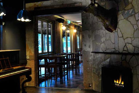 Barking Dog Wine Bar & Cafe - Accommodation Rockhampton 1