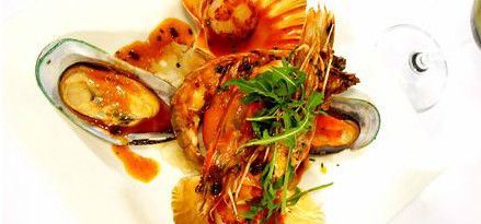 Lively Catch Seafood Restaurant - Accommodation Rockhampton 0