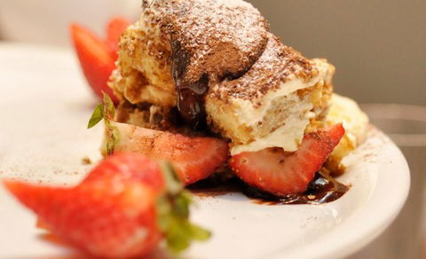 Insideout Restaurant & Bar - Accommodation Rockhampton 3