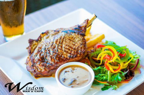 PAUL'S SEAFOOD ON GOUGER - Accommodation Rockhampton 1