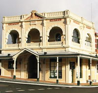 Empire Hotel - Accommodation Rockhampton