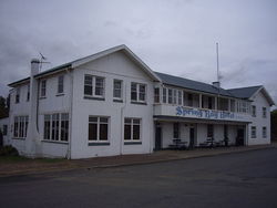 Spring Bay Hotel - Accommodation Rockhampton 0