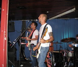 Indi Bar - Accommodation Rockhampton 3