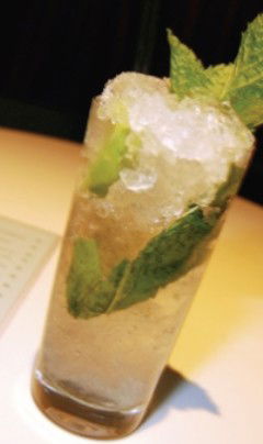 Academy Club - Accommodation Rockhampton 3