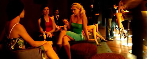 Muddle Bar - Accommodation Rockhampton 3