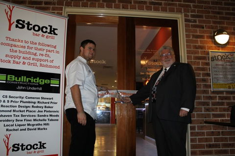 Stock Bar & Grill - Accommodation Rockhampton 2