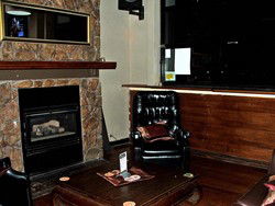 Geelong Hotel - Accommodation Rockhampton 0