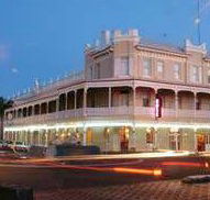 The Rose Hotel - Victoria Street Bar - Accommodation Rockhampton