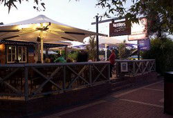 Settlers Tavern - Accommodation Rockhampton 1
