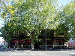 Flanagans Border Inn Hotel - Accommodation Rockhampton 2