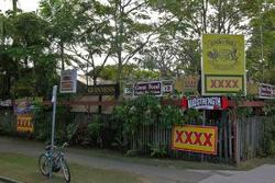 Cock And Bull Tavern - Accommodation Rockhampton 2