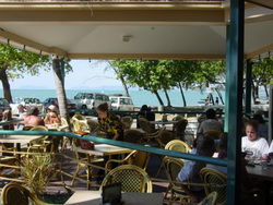 Apres Beach Bar & Grill - Palm Cove - Accommodation Rockhampton 2