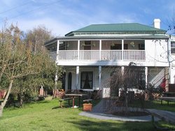 Robin Hood Hotel - Accommodation Rockhampton 2